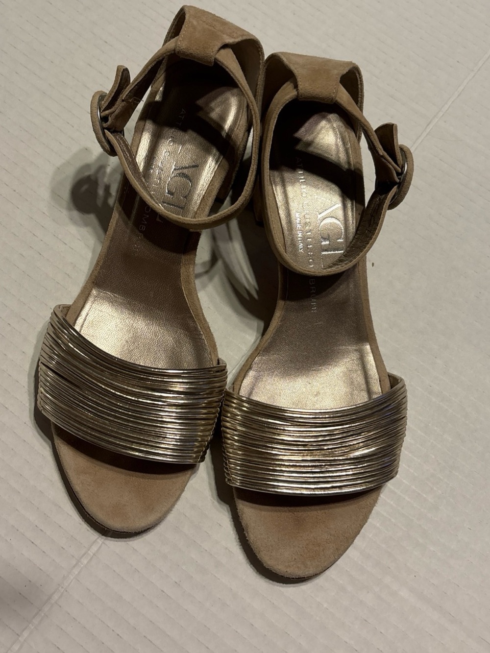 AGL Attilio Giusti Leombruni Women’s Gold & Beige Sandals Sz EUR37.5 | US 7.5